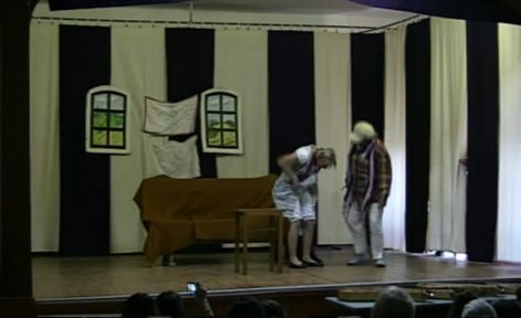 lonak_velt_menyasszony.avi_snapshot_02.26_2013.01.04_18.41.28.jpg